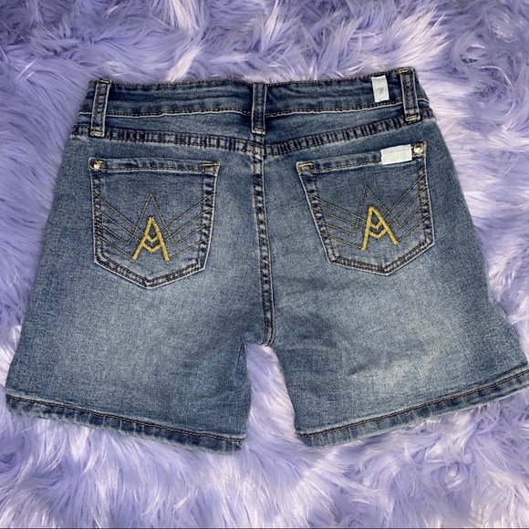 7 For All Mankind Dark Washed Denim Shorts - Picture 3 of 6